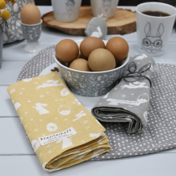 Preview: Stoff-Serviette - Bunnies and eggs yellow