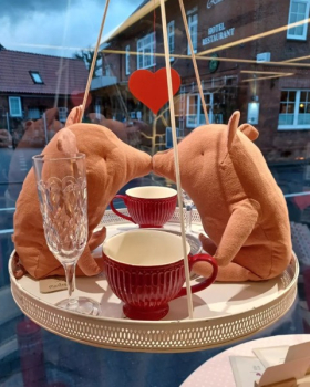 Preview: Tablett zum Hängen oder Stellen - shabby white