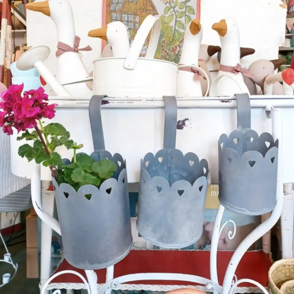 Übertopf zum Hängen - Herzenrand