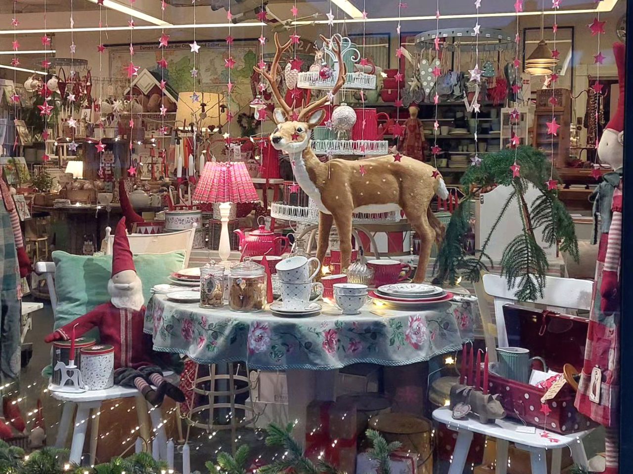 Das Weihnachts-Schaufenster (Dez. 2025)